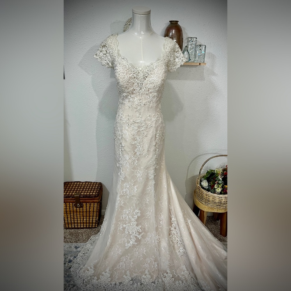 Bridal Gown by Symphony of Venus | Elegant Lace Wedding Dress